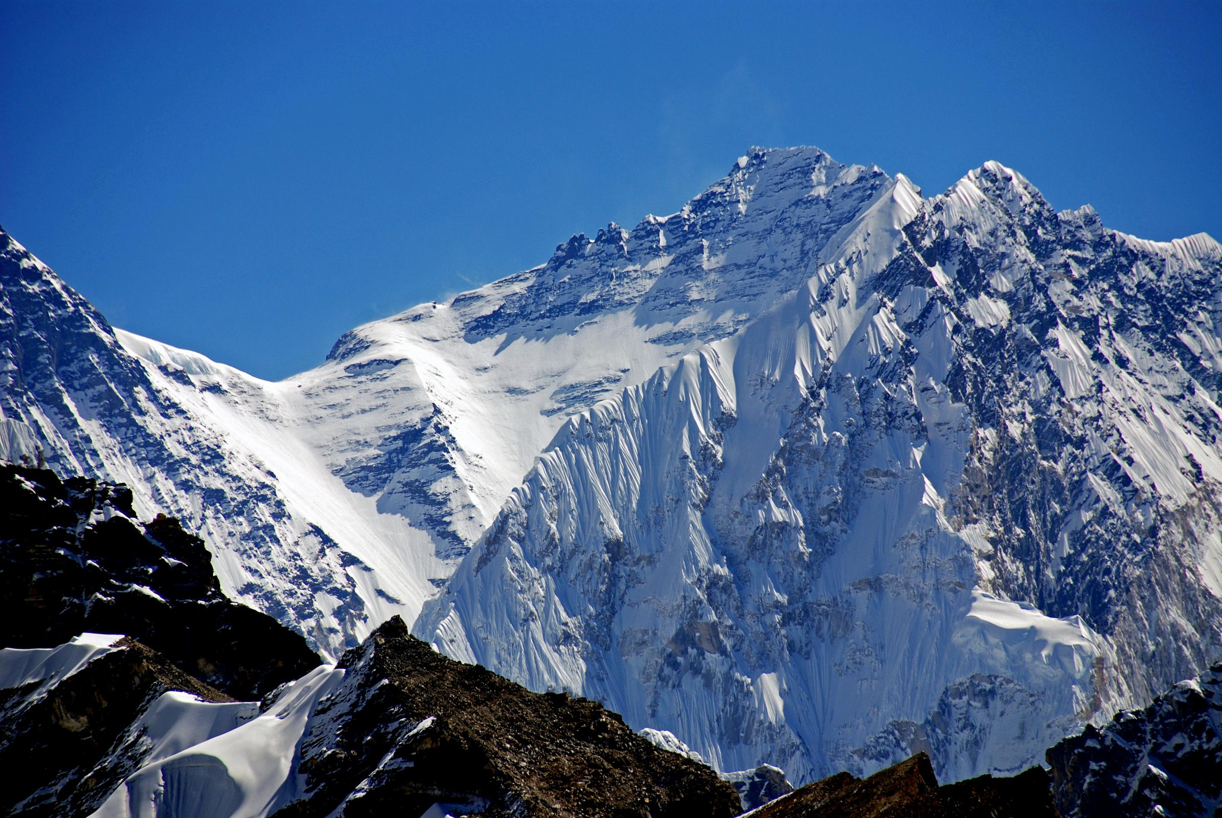 Gokyo 6 Knobby View 6 South Col, Geneva Spur, Lhotse West Face, Nuptse Close Up
